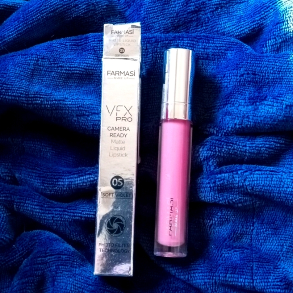 VFX Pro Camera Ready Matte Liquid Lipstick in Soft Violet